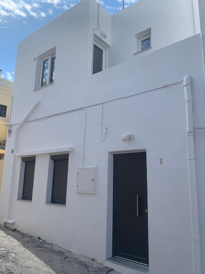 Smyrnis Apartments Ermoupoli Dış mekan fotoğraf