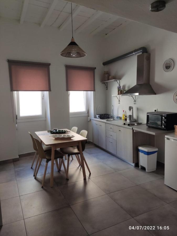 Smyrnis Apartments Ermoupoli Dış mekan fotoğraf